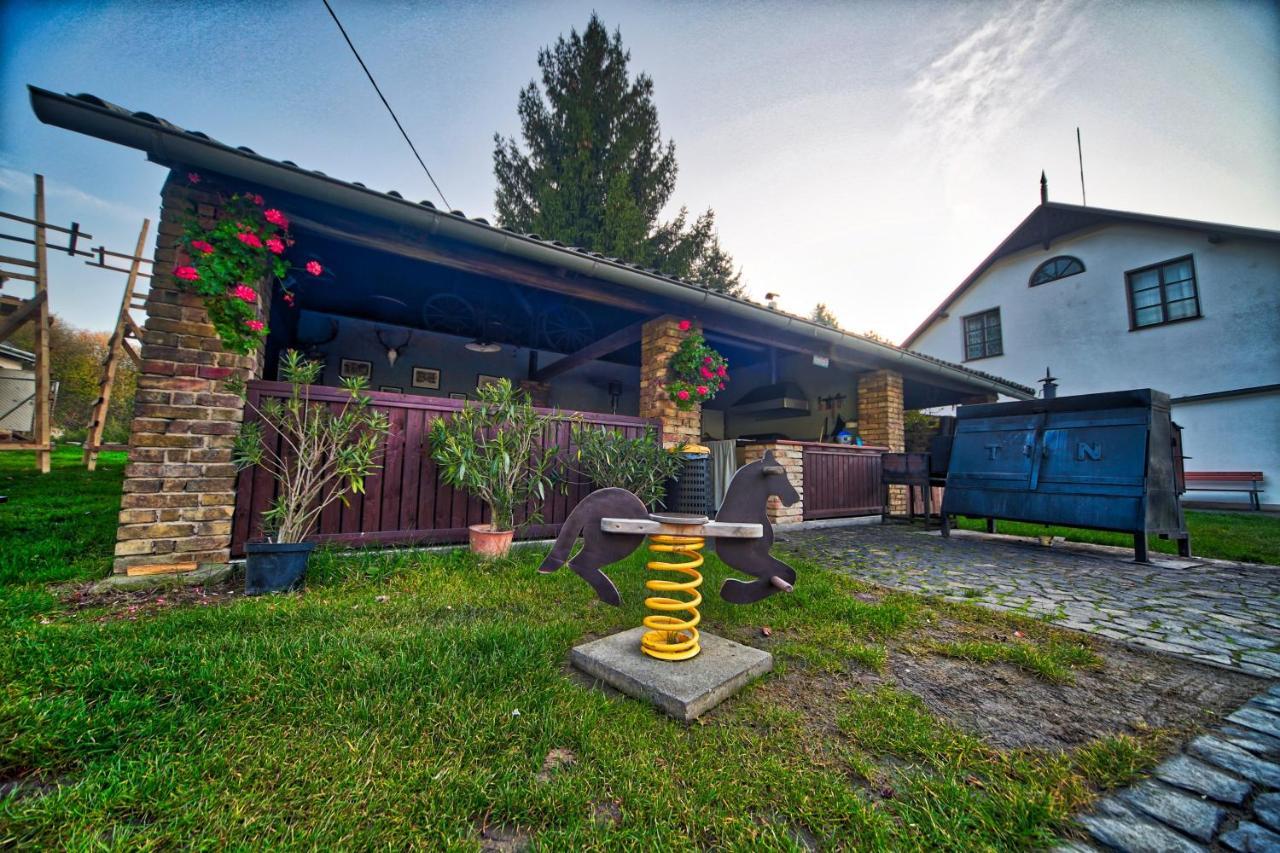 Pivovar Mlyn Steti Exterior photo